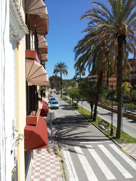 Hotel Real ロス・バリオス エクステリア 写真
